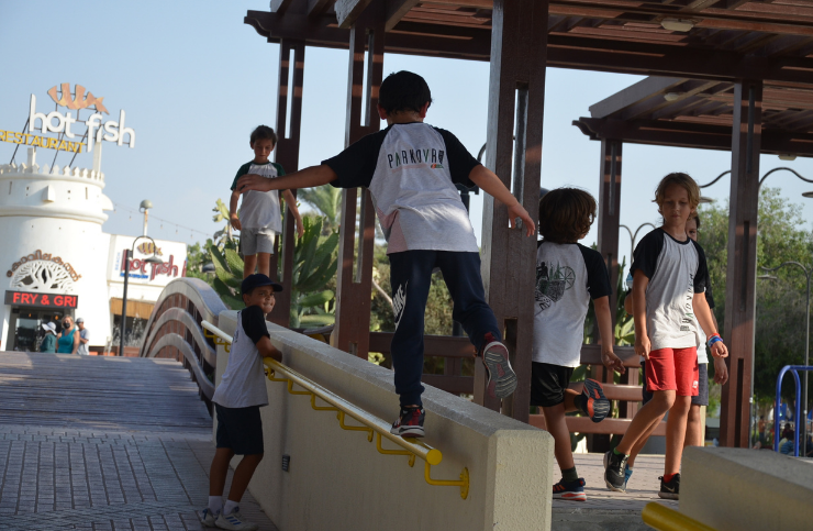 HOW TO ENCOURAGE YOUR CHILDREN’S ACTIVE LIFESTYLE AT HOME AND BOOST THEIR PARKOUR JOURNEY!
